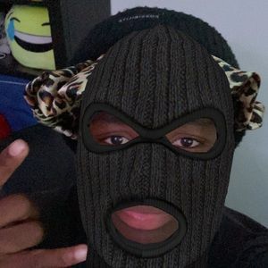 Meet your Posher, Joshua